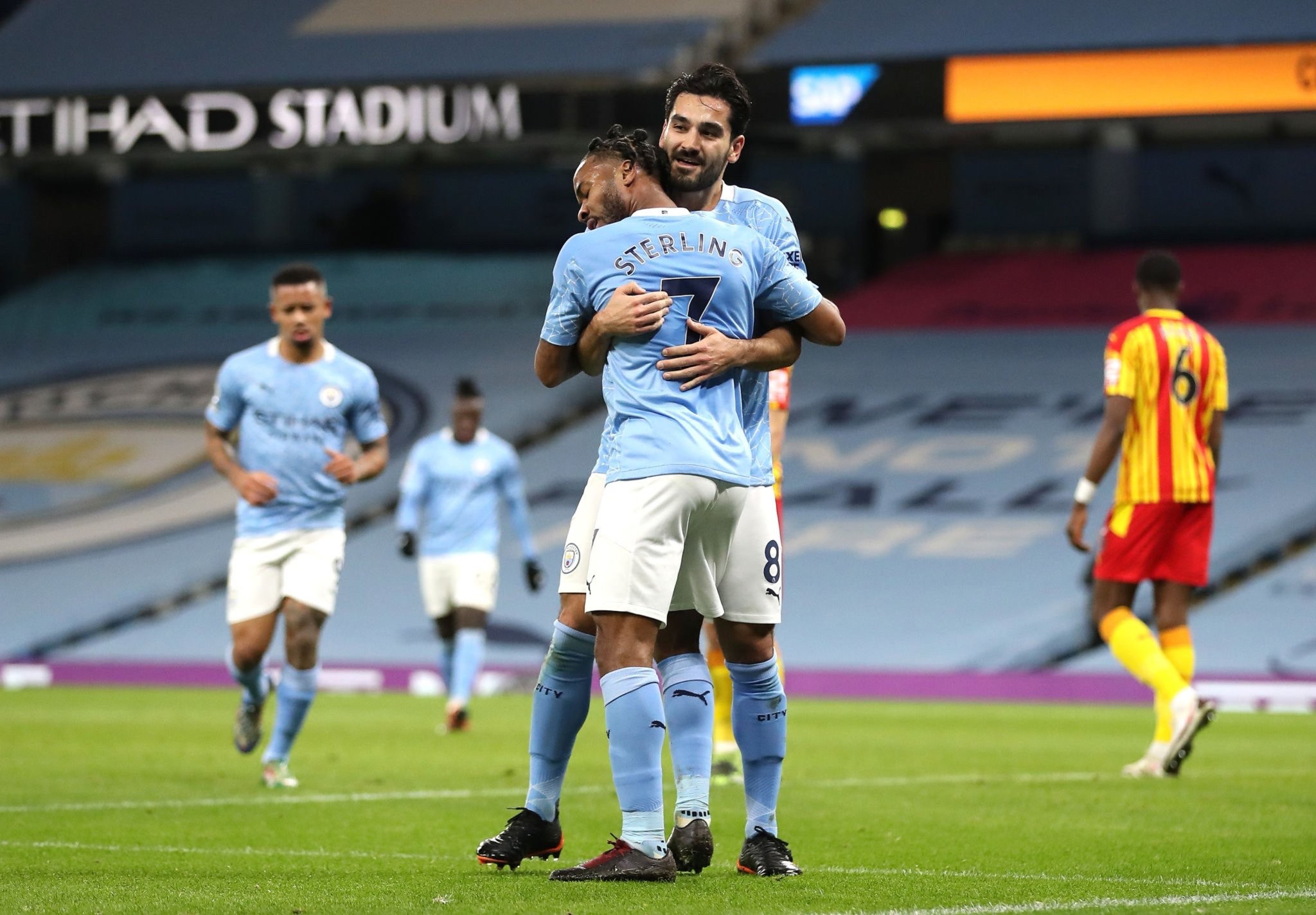 赛显得尤为 赛显得尤为